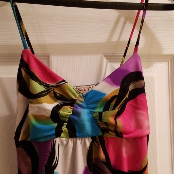 Party Tank - Picture 2 of 4